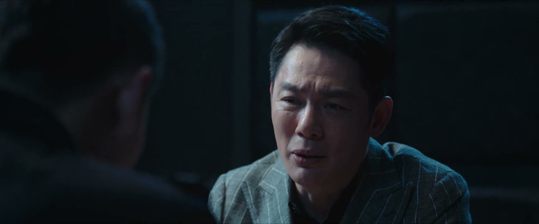 找个名目给他发点生活费