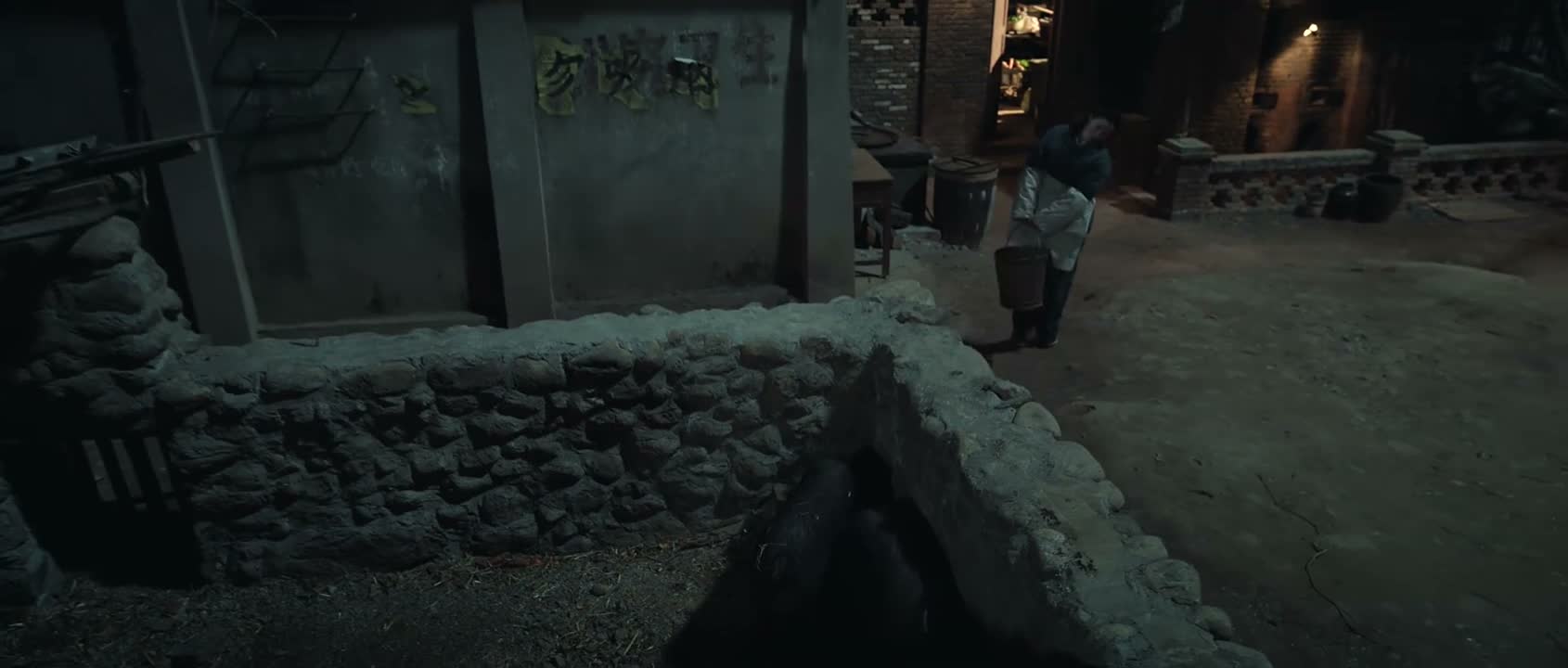 等一下 等一下 没尿完咧