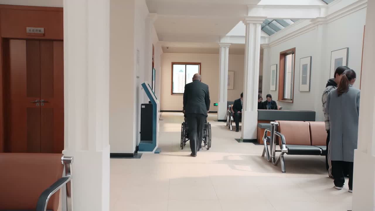 不用 法官们都明白着呢
