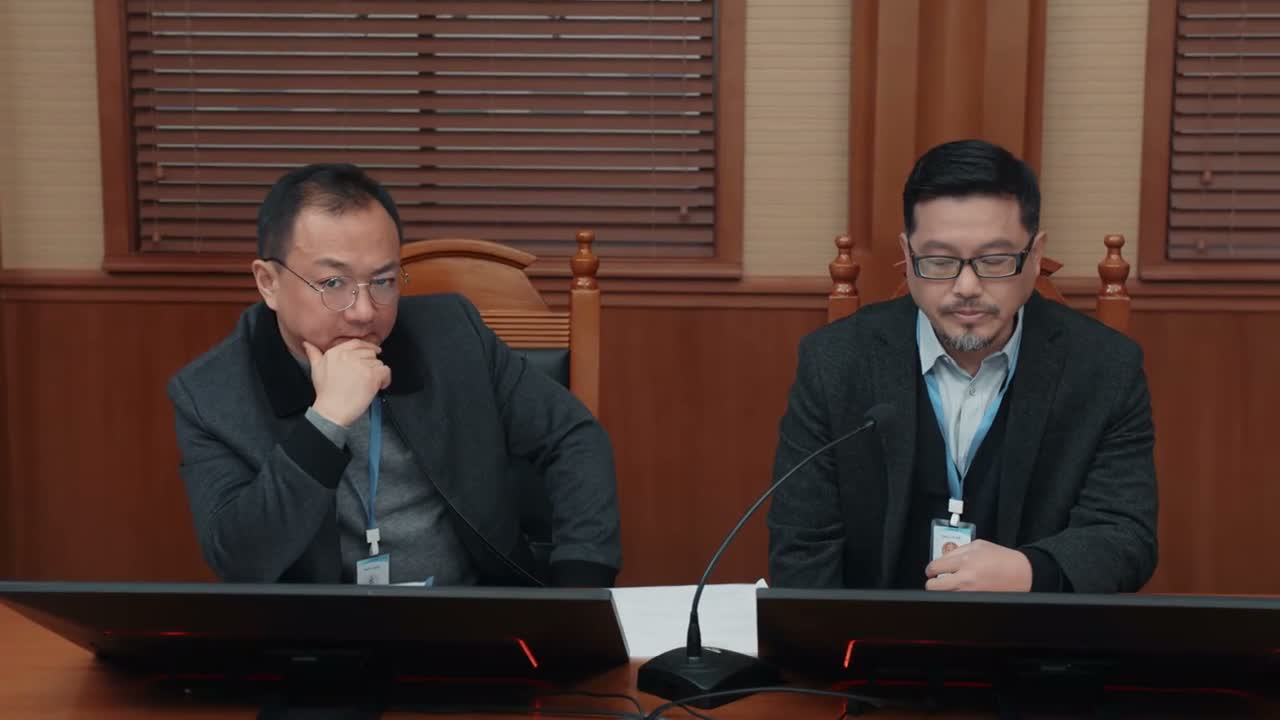 难道还签了劳动合同不成