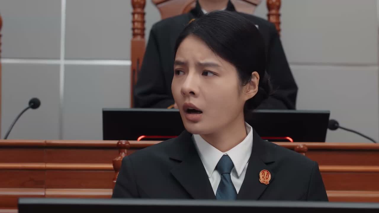 原告 请你们保持肃静