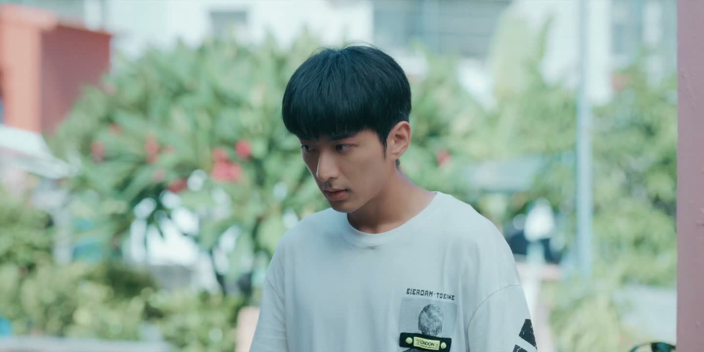 所以他早上一定是太混乱