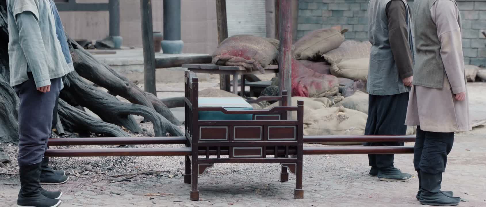 轿子也太颠了