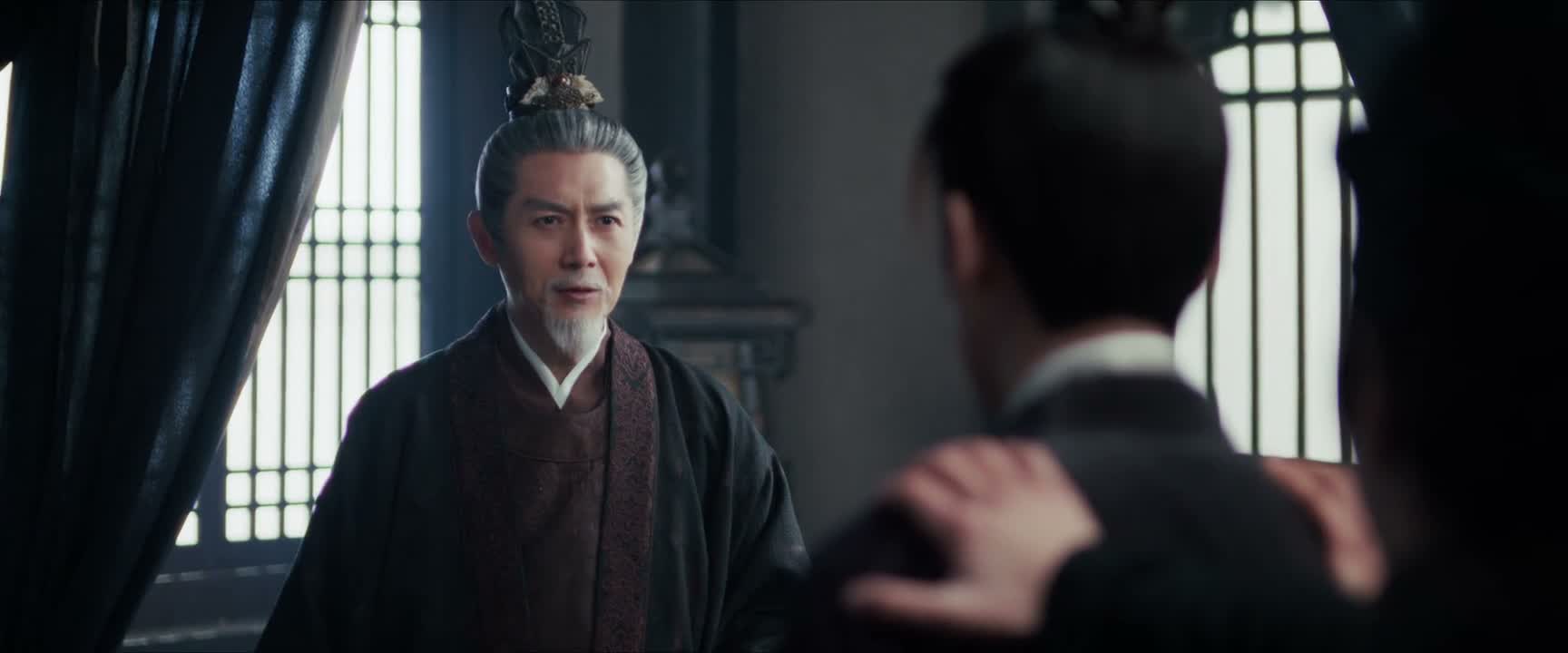 不为任何情感所左右