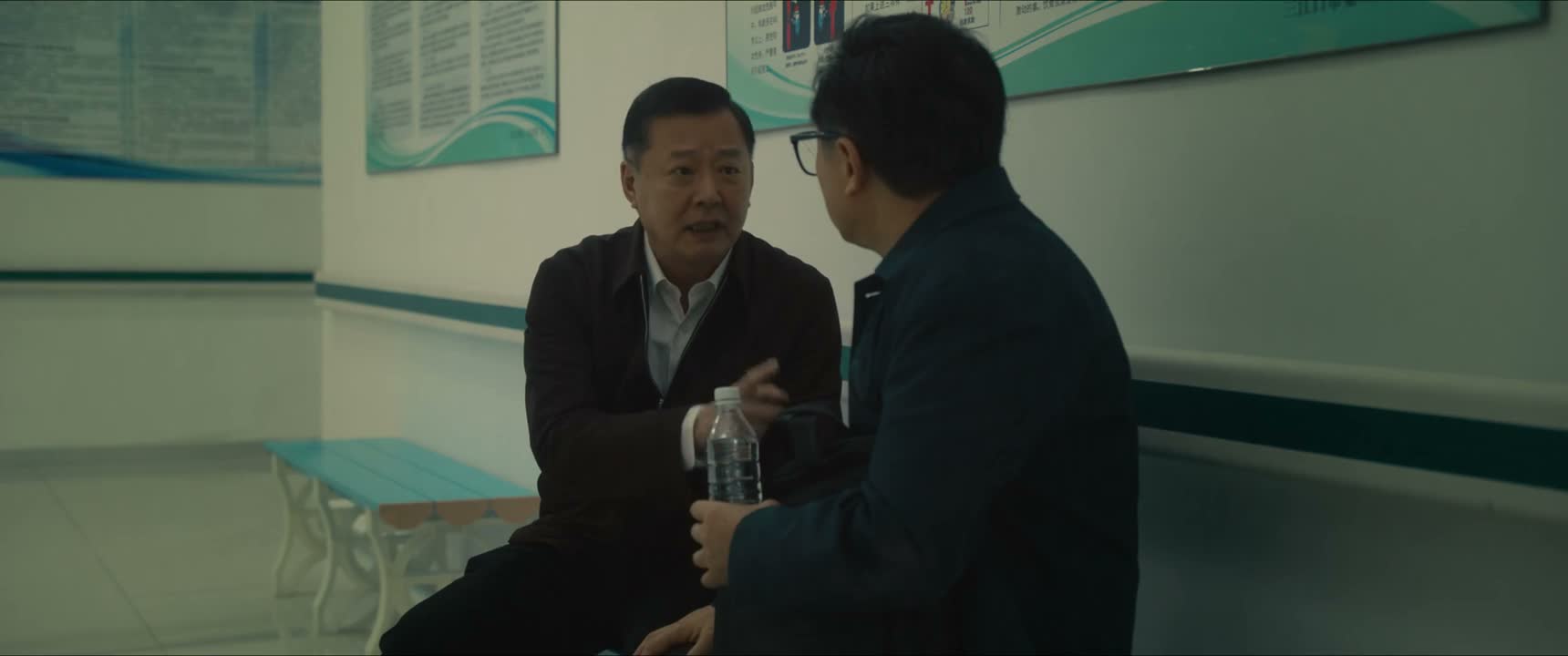 干脆让新来的同志干