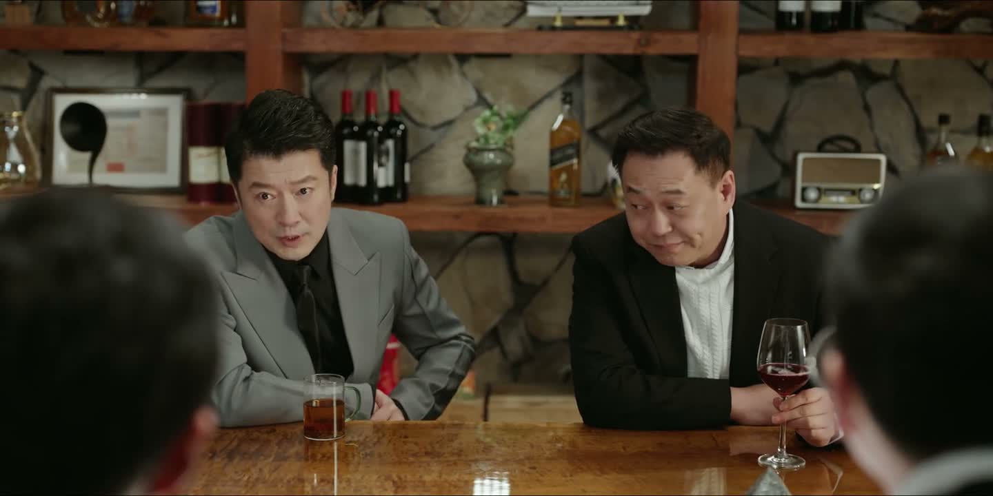 别光顾着自己抱团