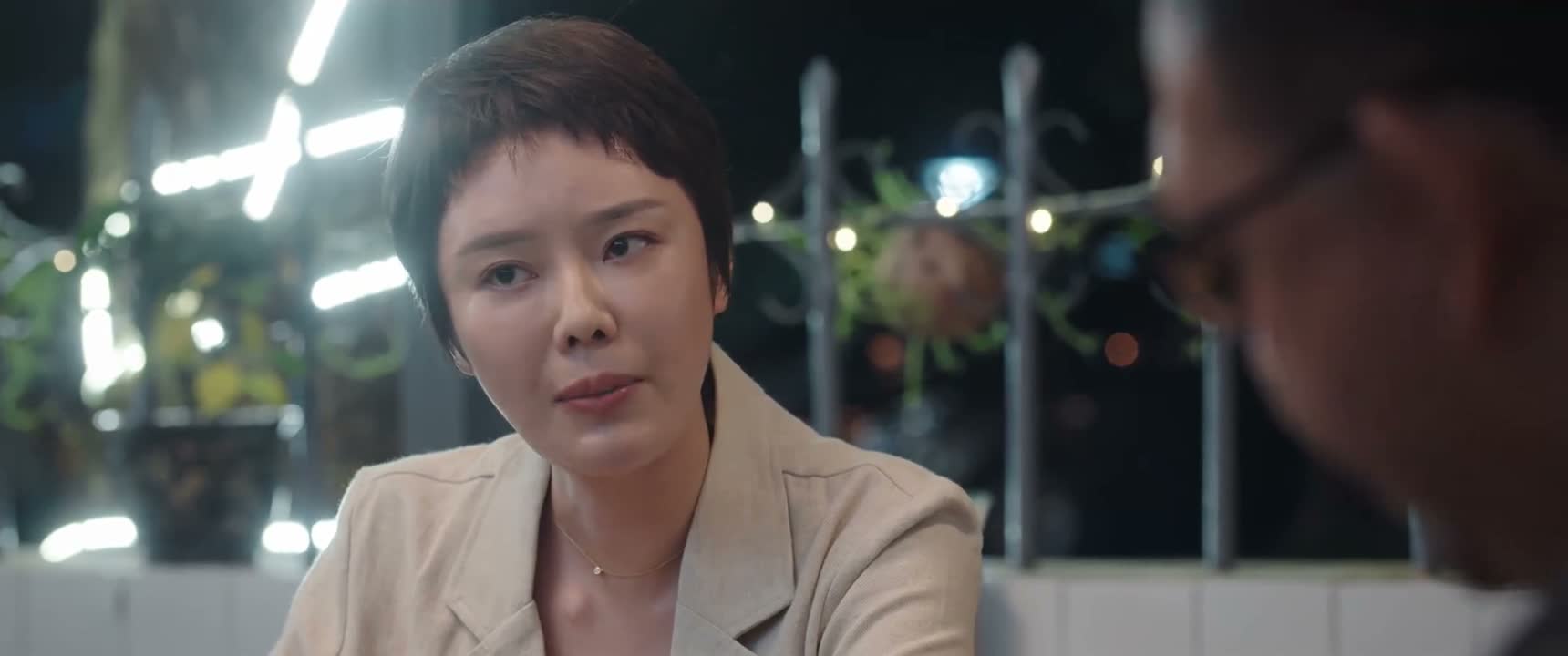 是不是应该被追究法律责任啊