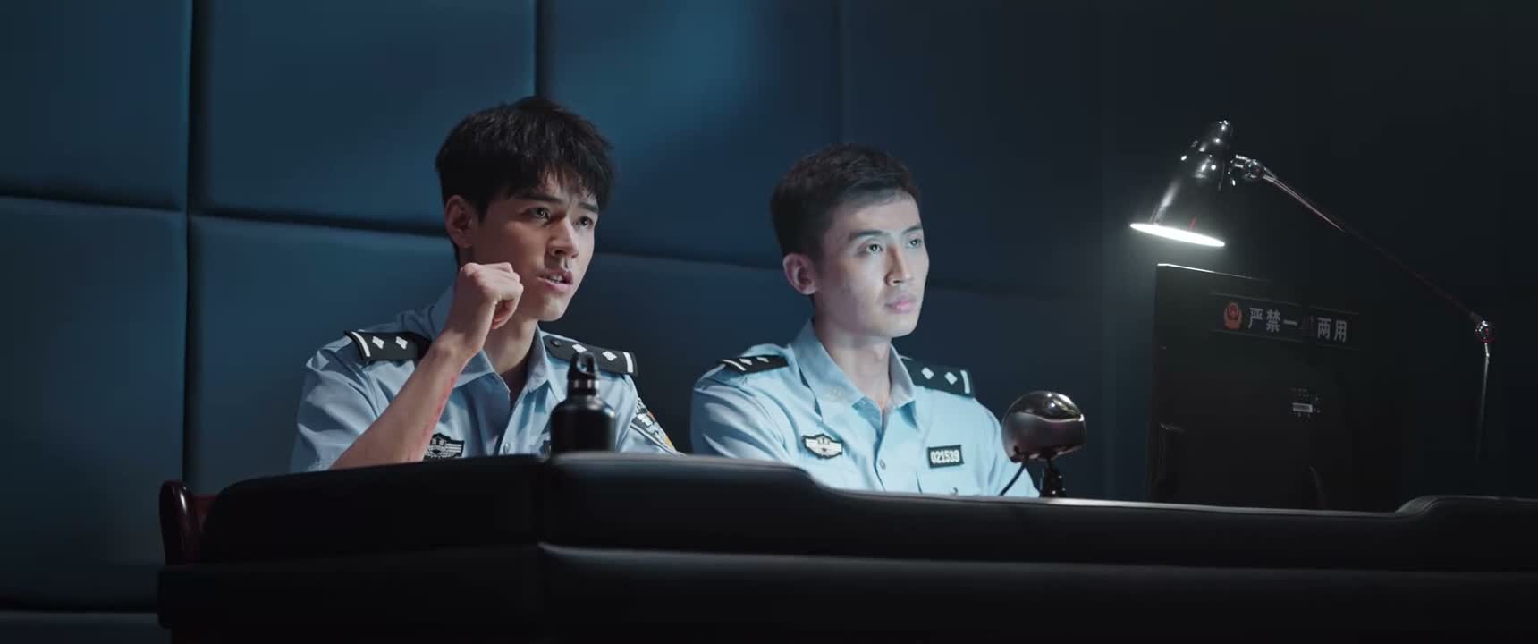 他们身上背了很多案子