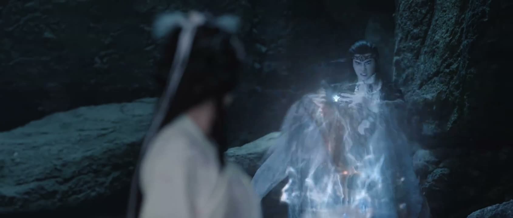 都是因为你们这些恶灵