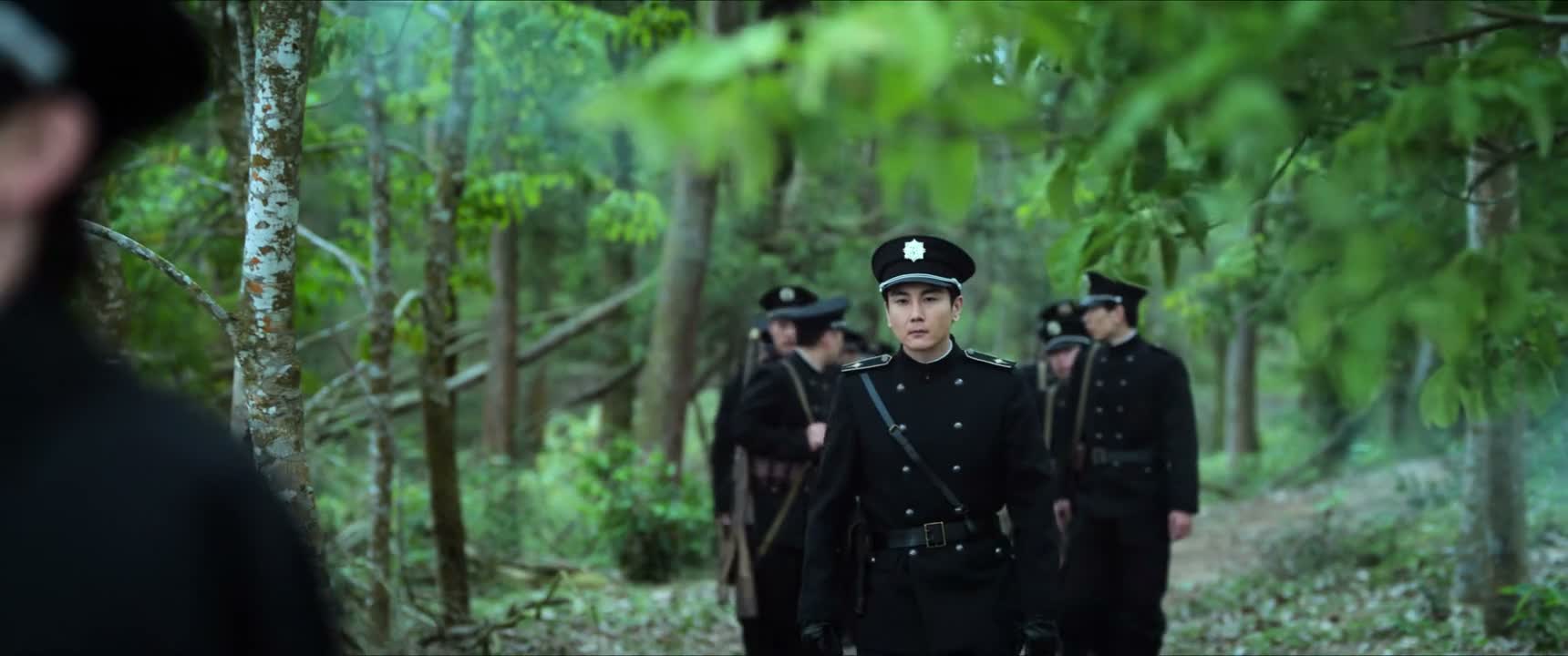 怎么回事啊 他怎么会在这儿