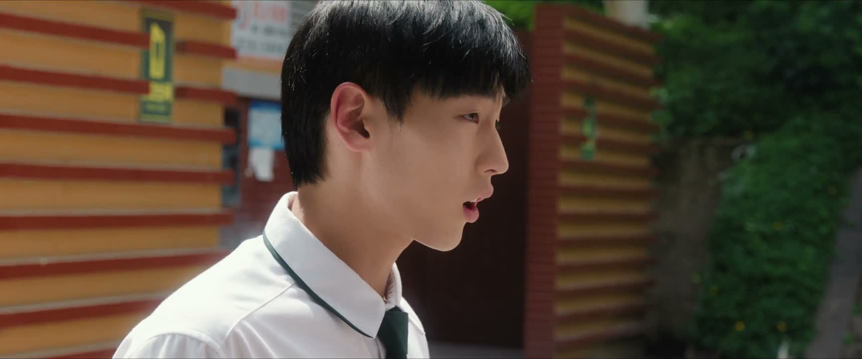 你好像对我很有敌意 我没得罪过你吧