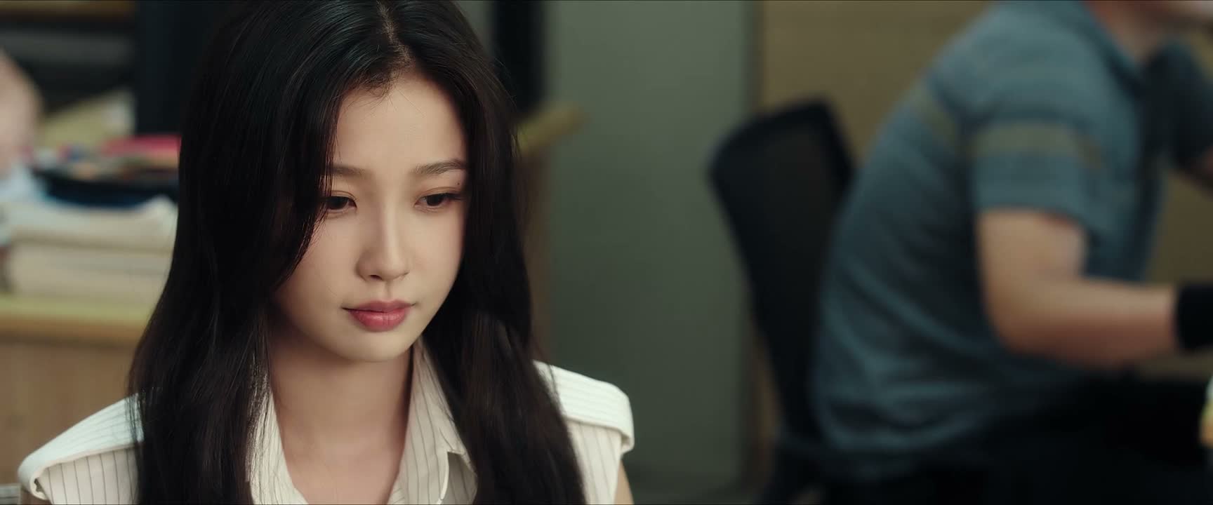 你看你合同工 还没有转正吧