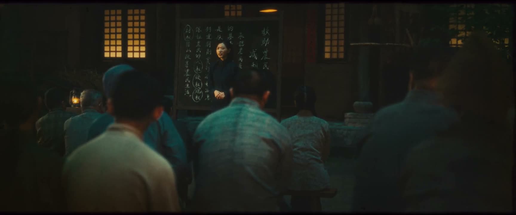 在封锁中扎下生存的根