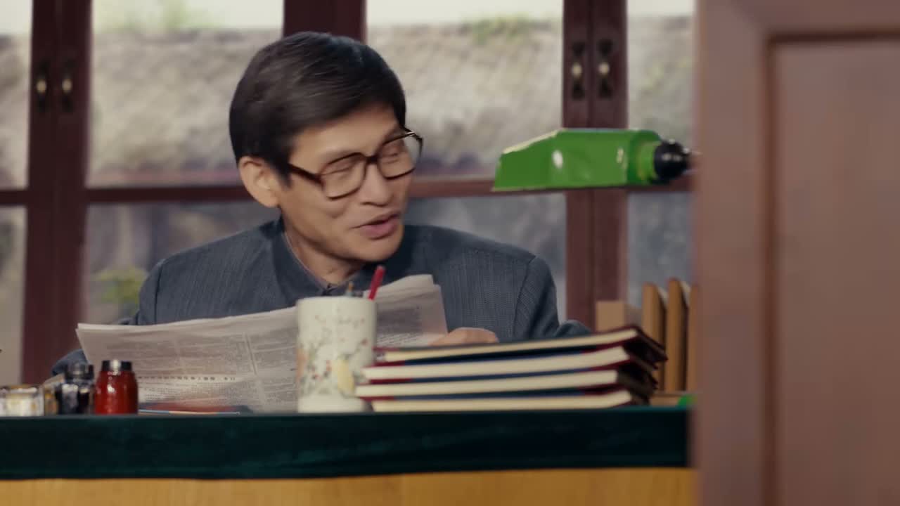 什么叫 喝茶 看报 扯闲篇啊