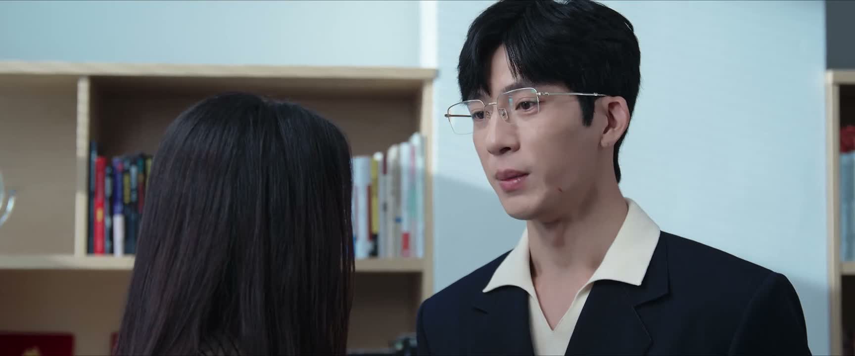 每个人都可能 在一间小黑屋子长大