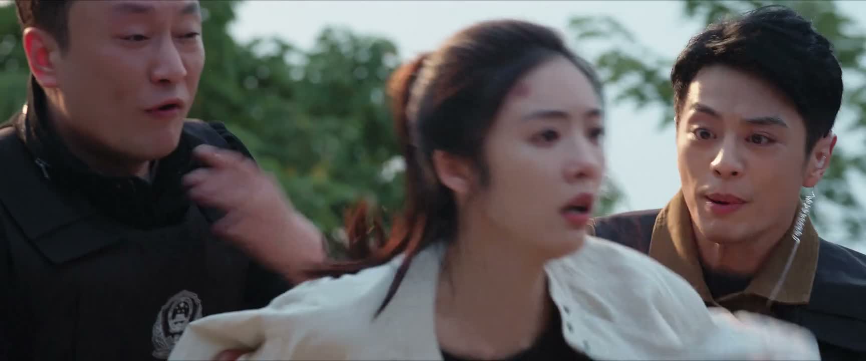 师妹 我们需要消防支援 不能去啊那边危险师妹