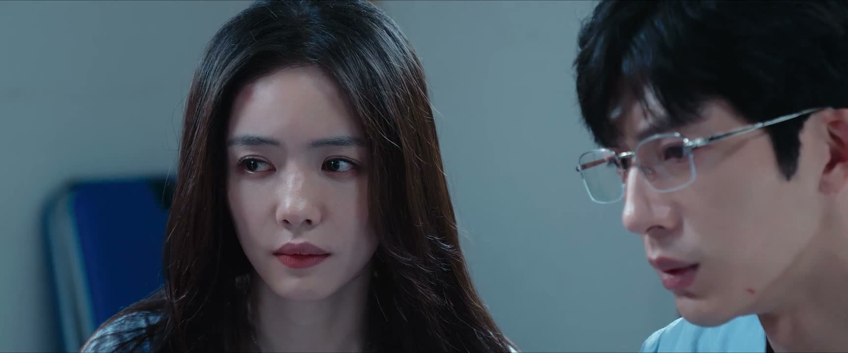硬生生地闯到了你的生活里