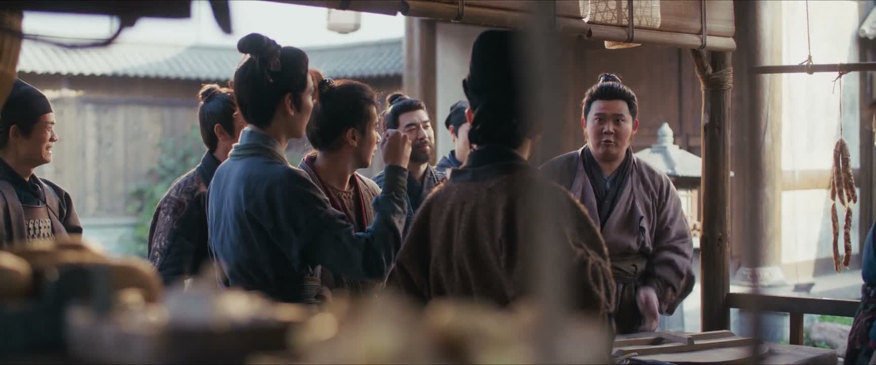 不得顿顿吃香喝辣的