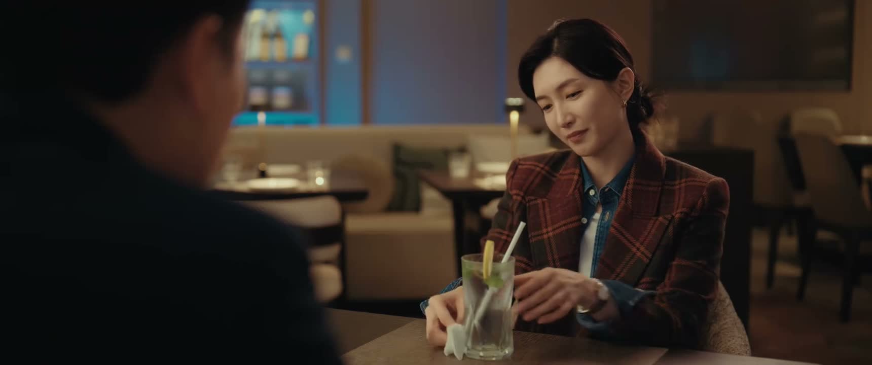然后转头呢 他就出轨了