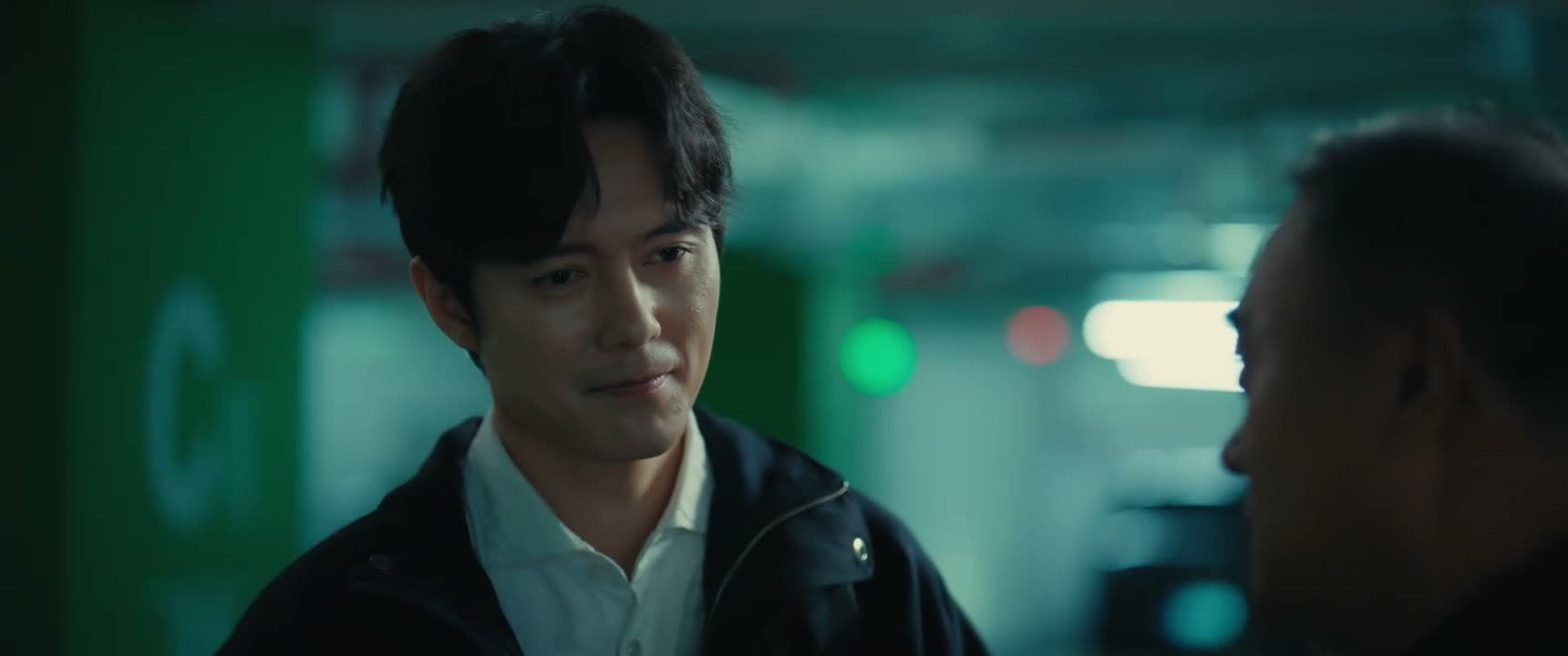 妥妥的就是一个总监职
