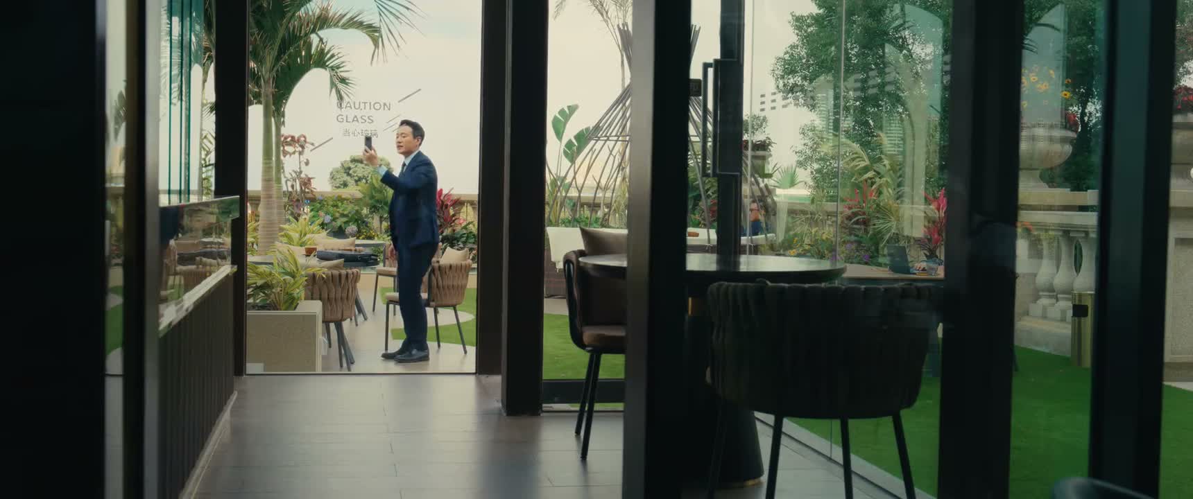 我订个位置 晚上我们一起在这儿吃饭啊