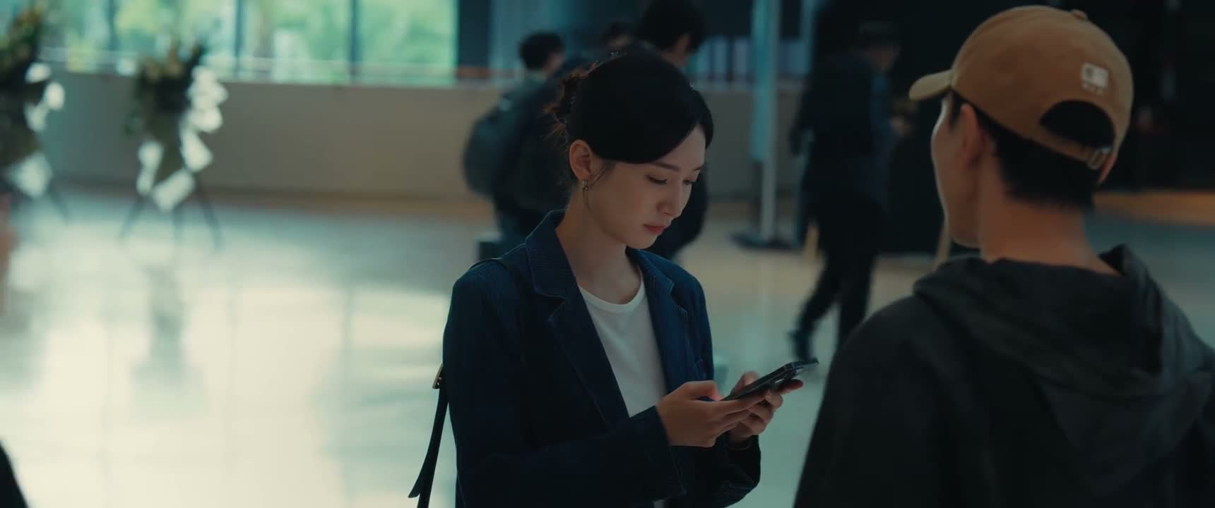 我看着你一个小时的路程 开了俩点
