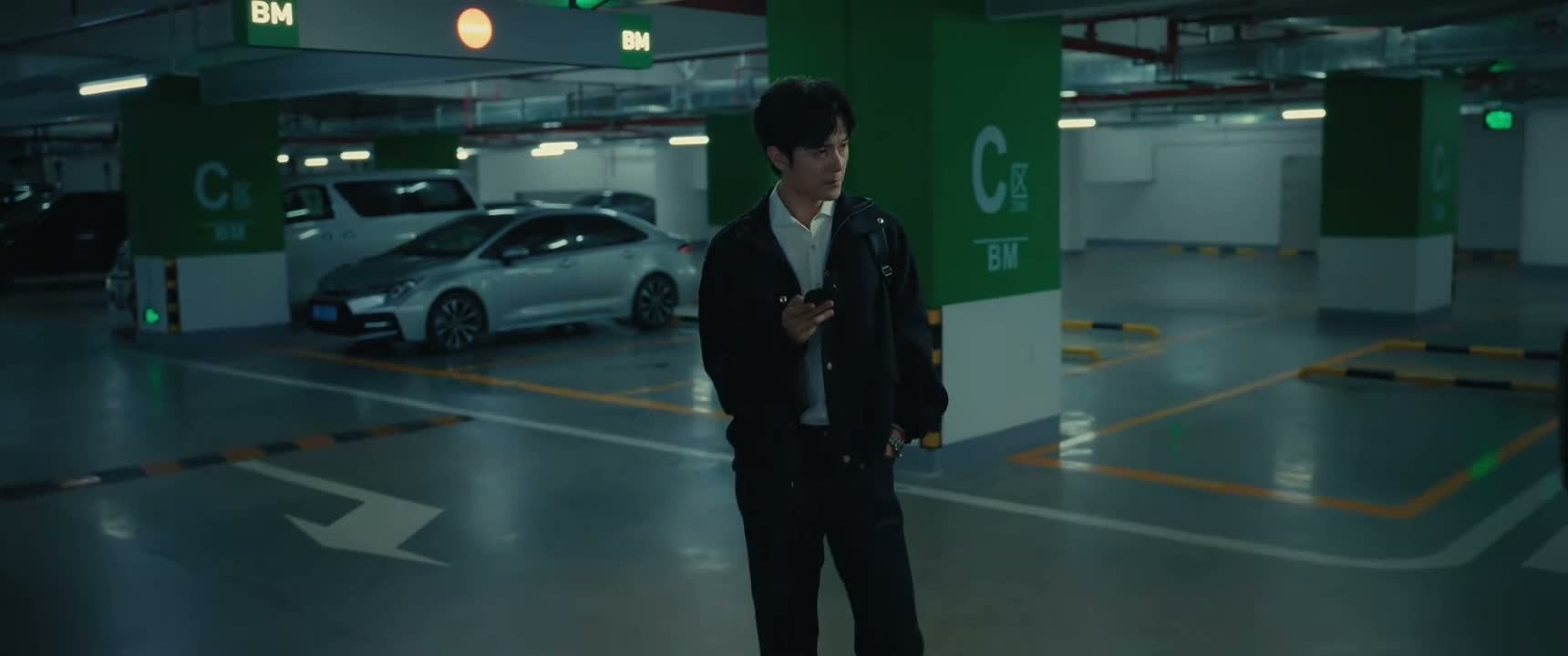 一会儿开车一定慢