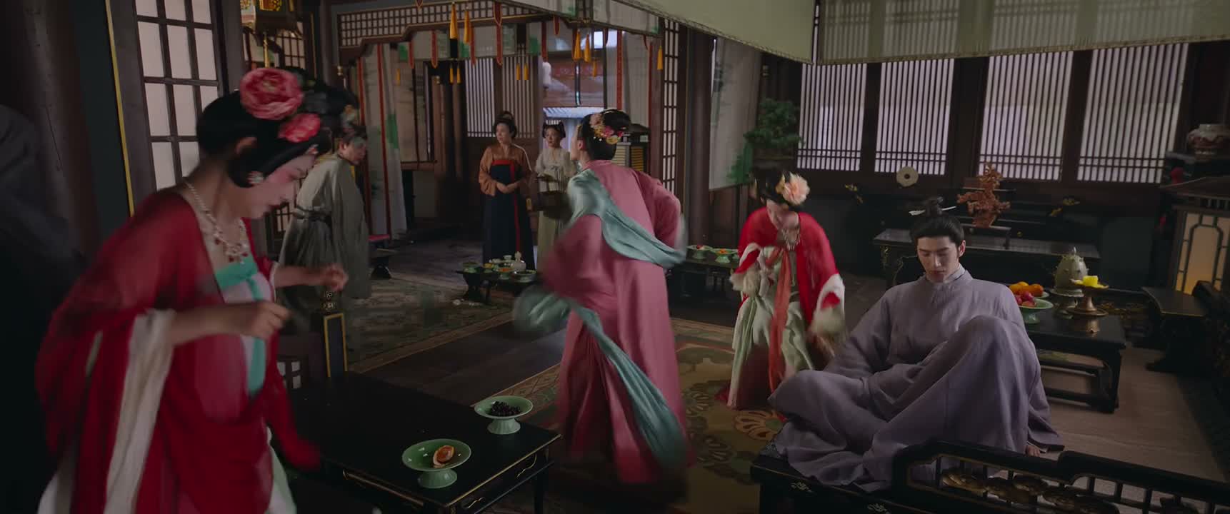 滚 走走走 走