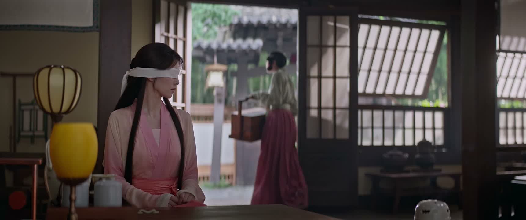 王伯 仔细脚下青苔