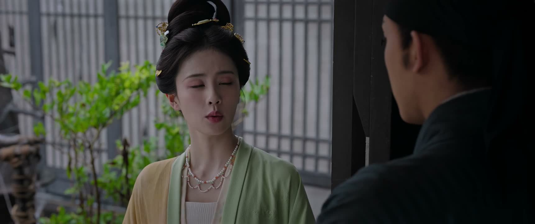 我跌落悬崖 命悬一线