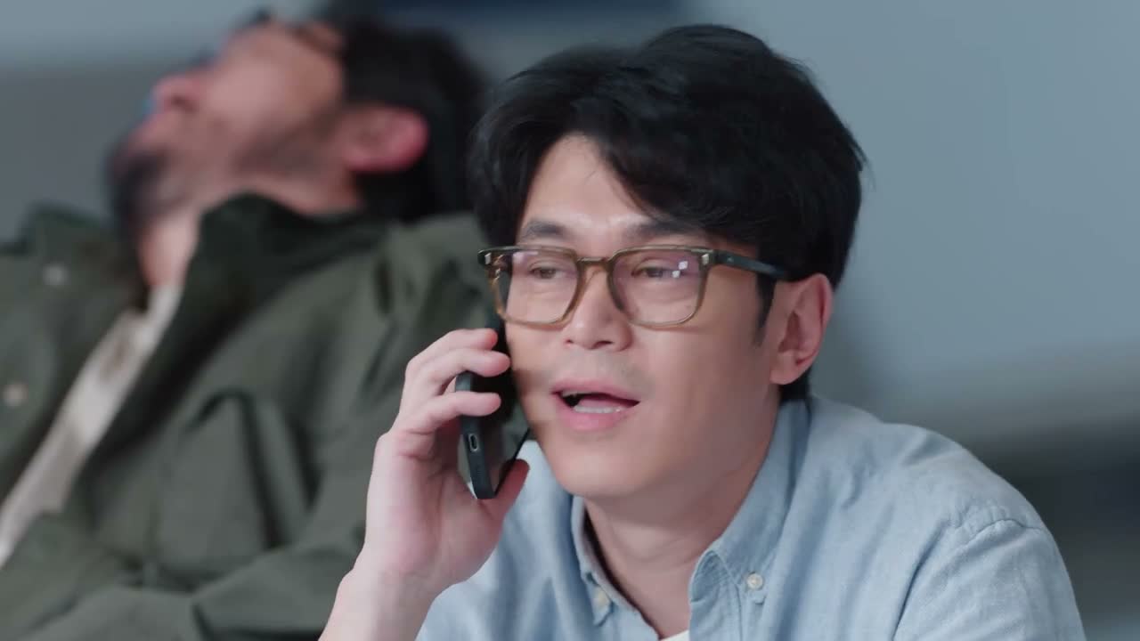 您好 是您叫的代驾吗 稍等啊