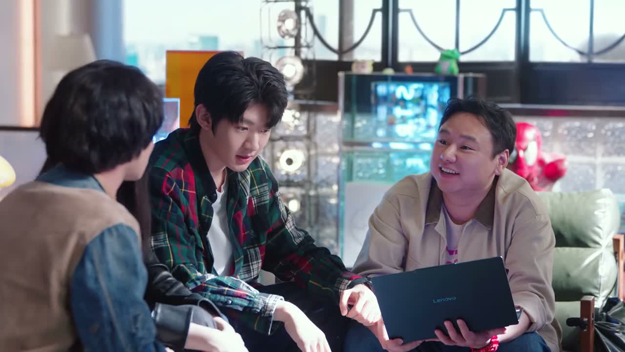 我本来设计得还特别常规 但有了你们做参考