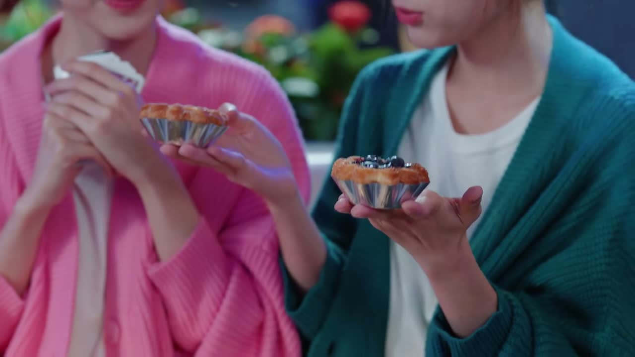 一个是独立自强的千金