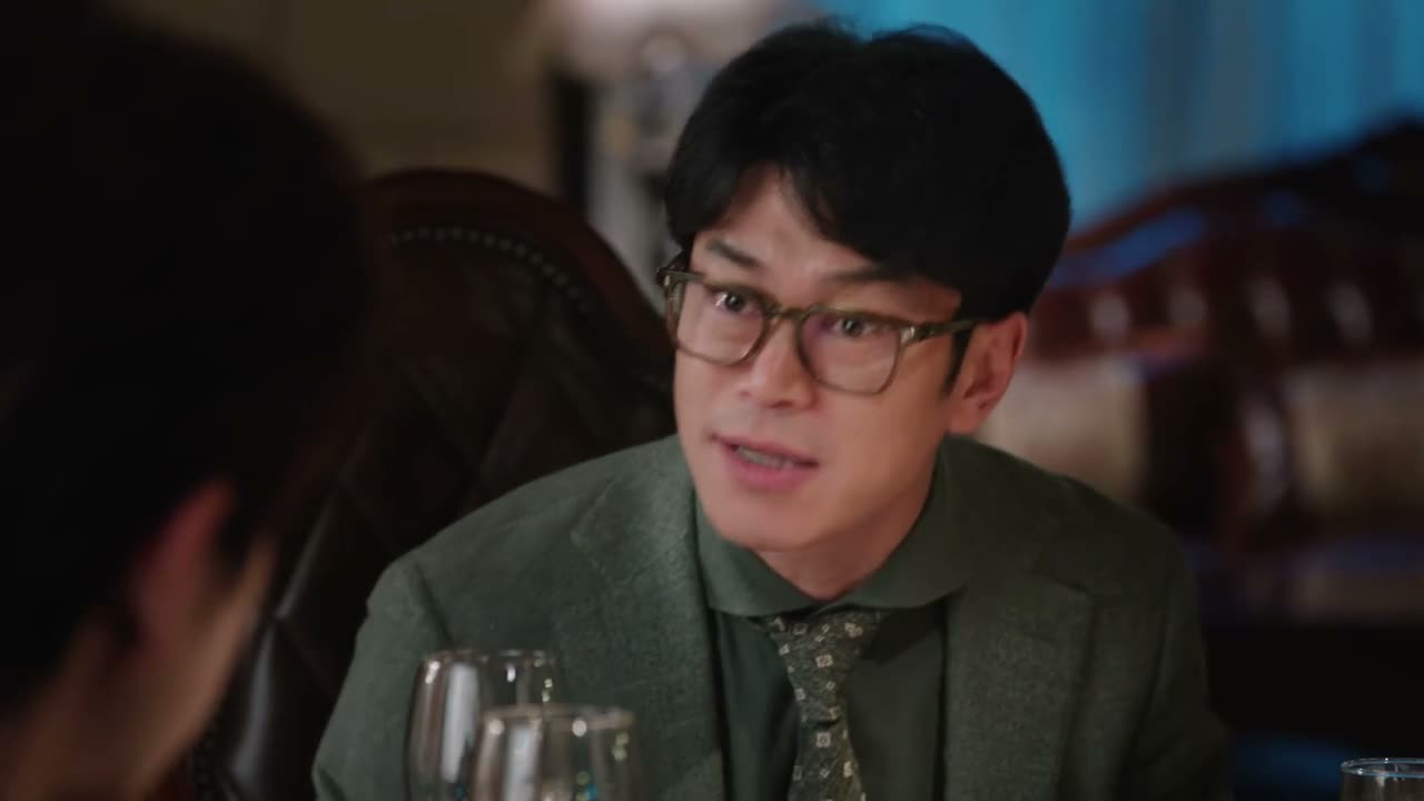 赵导答应得好好的 结果他播了部戏爆了