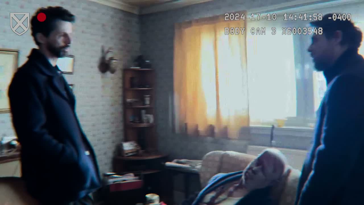 - 完全说得通 没错 - 至少他很舒服