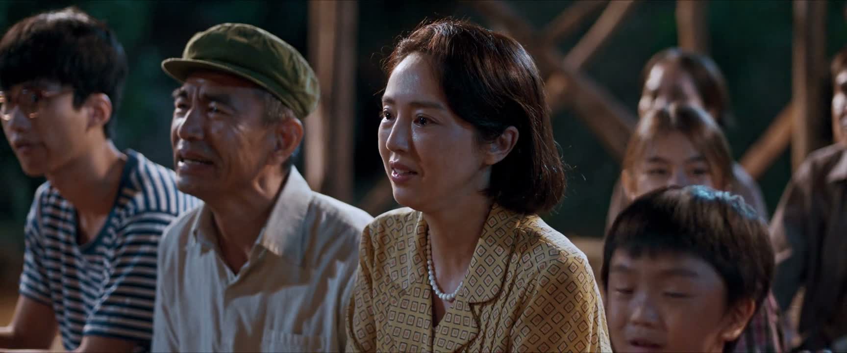 听听这孩子多懂事啊 是吧