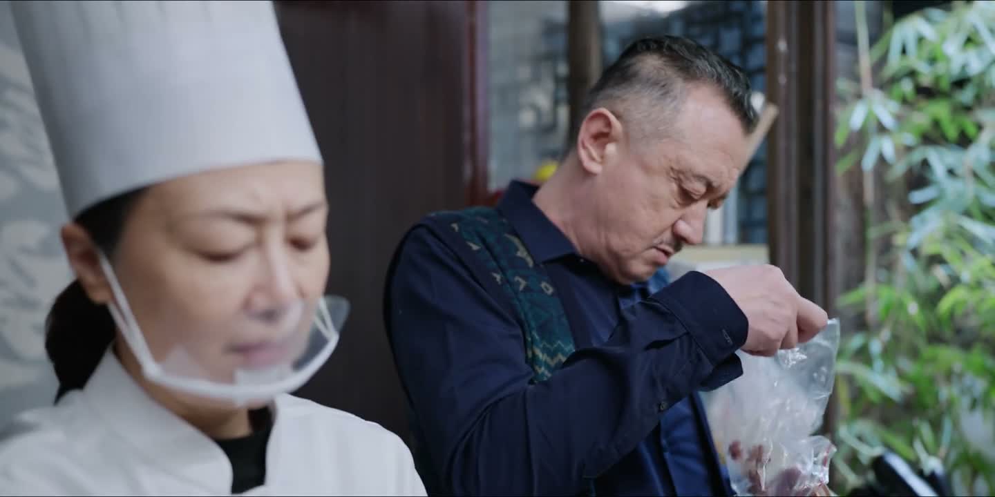 各位里面请