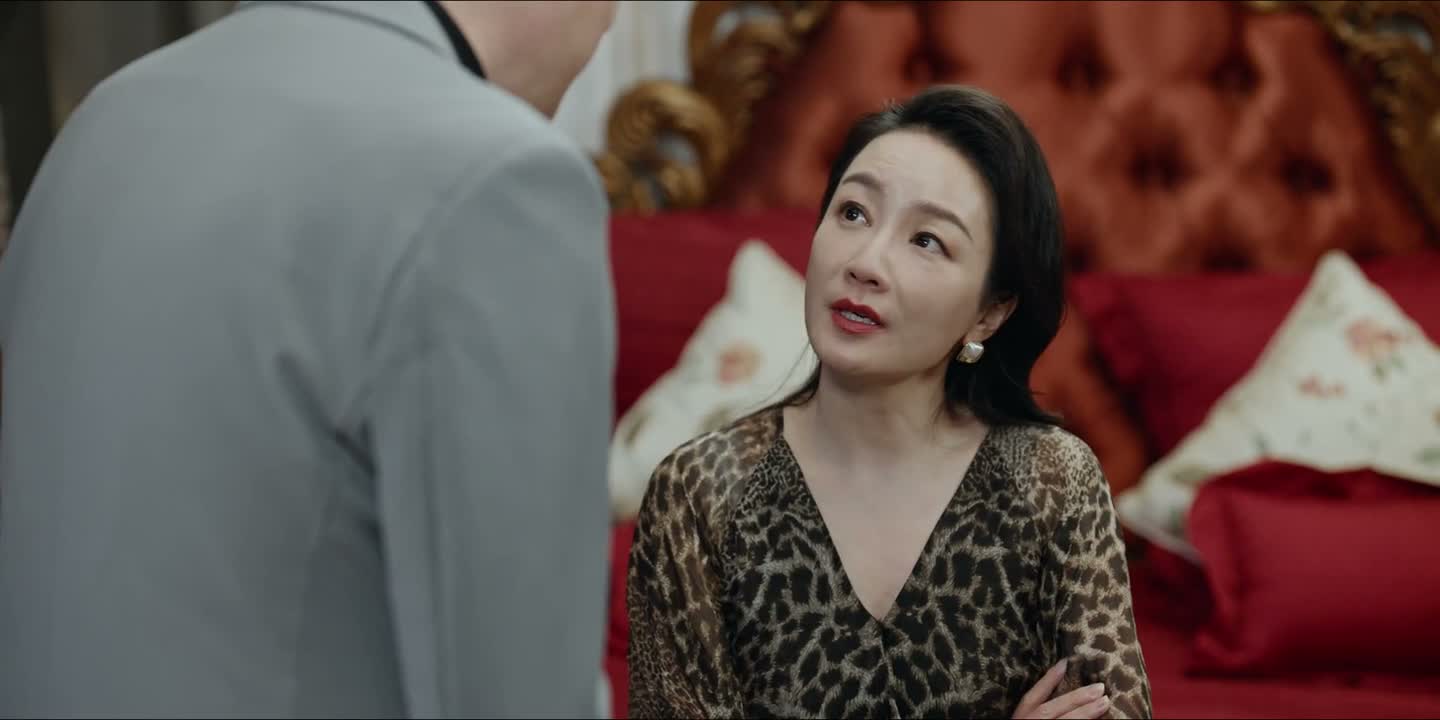 就是那个狐狸精鲁贞贞吧