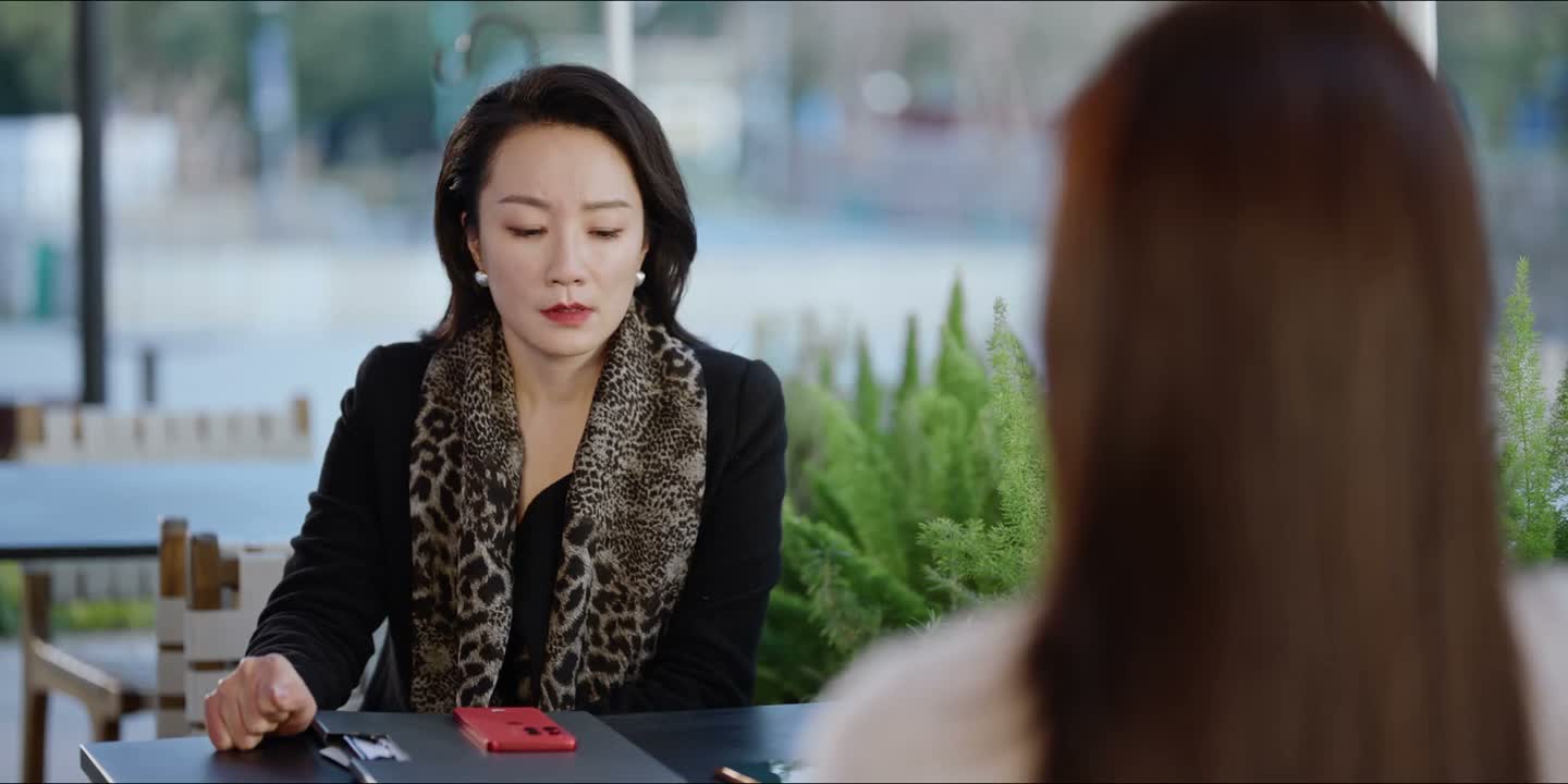 一家三口在一起的天伦之乐