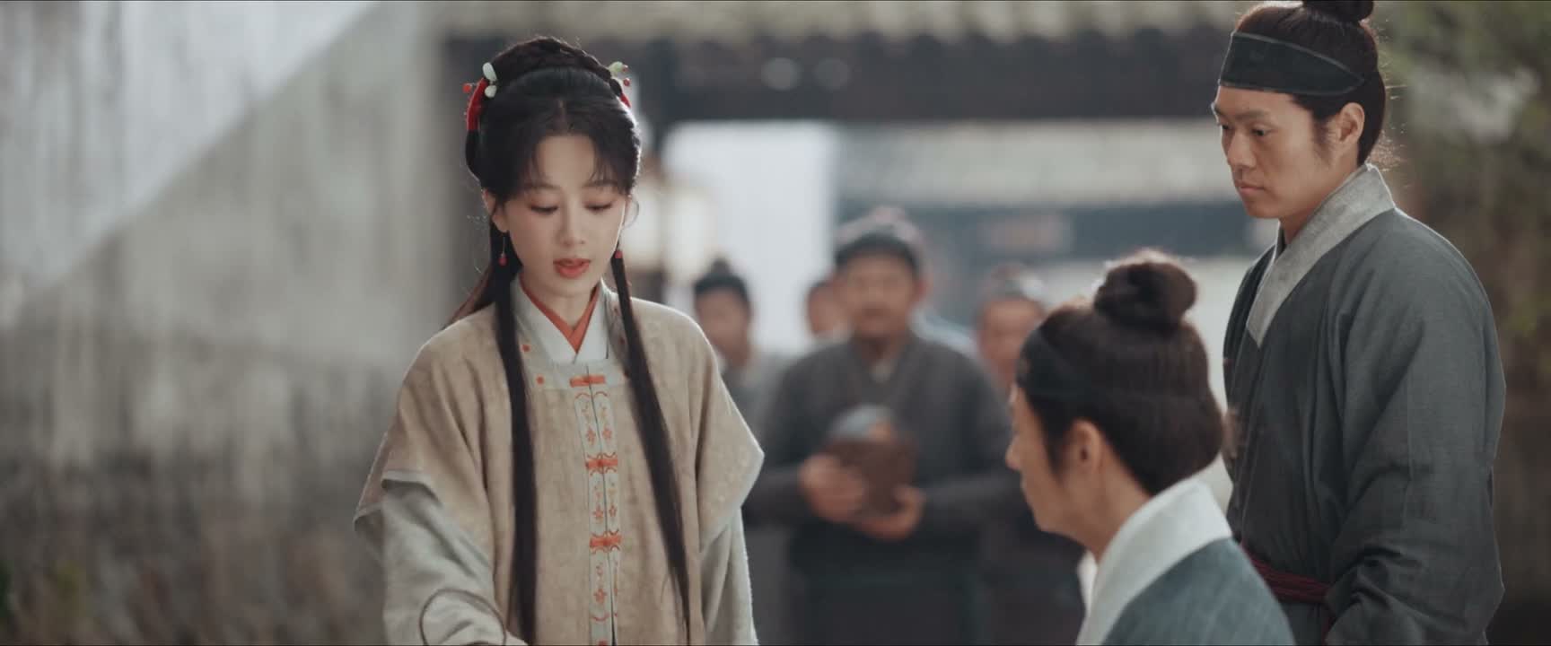 用手捻一捻便明白了