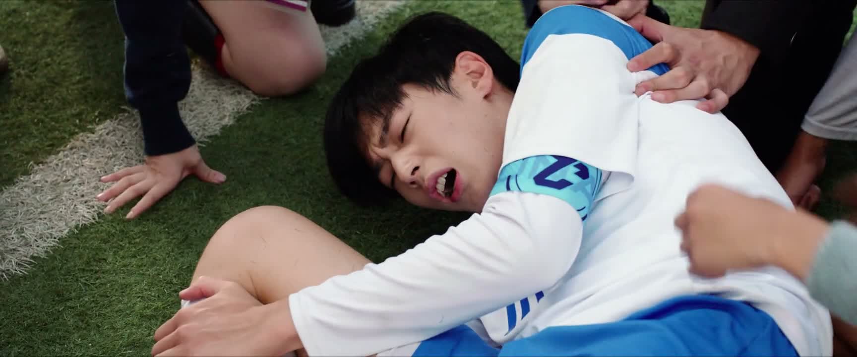 我的脚 别动啊 别乱动
