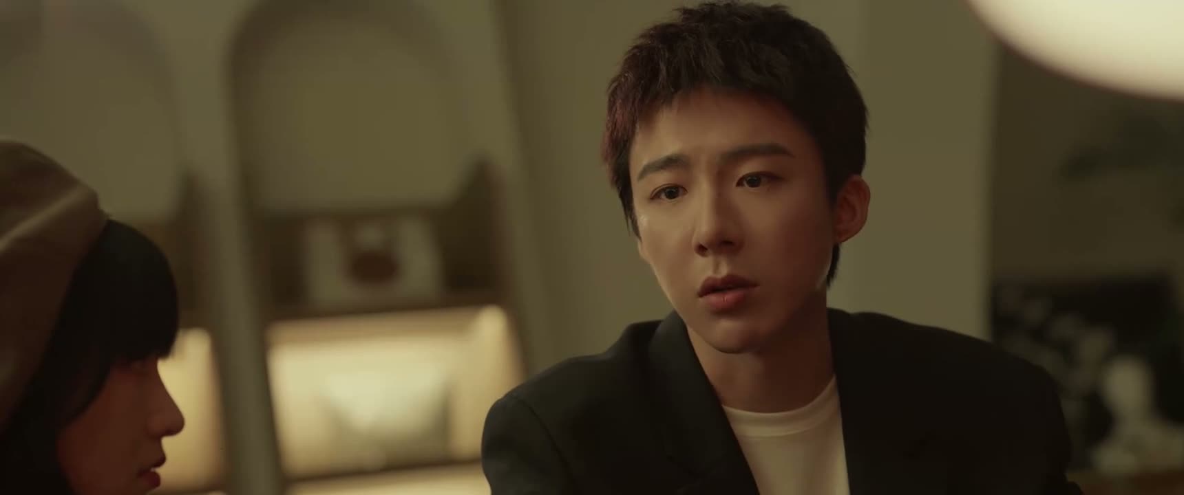 介绍你们认识 这不很正常吗