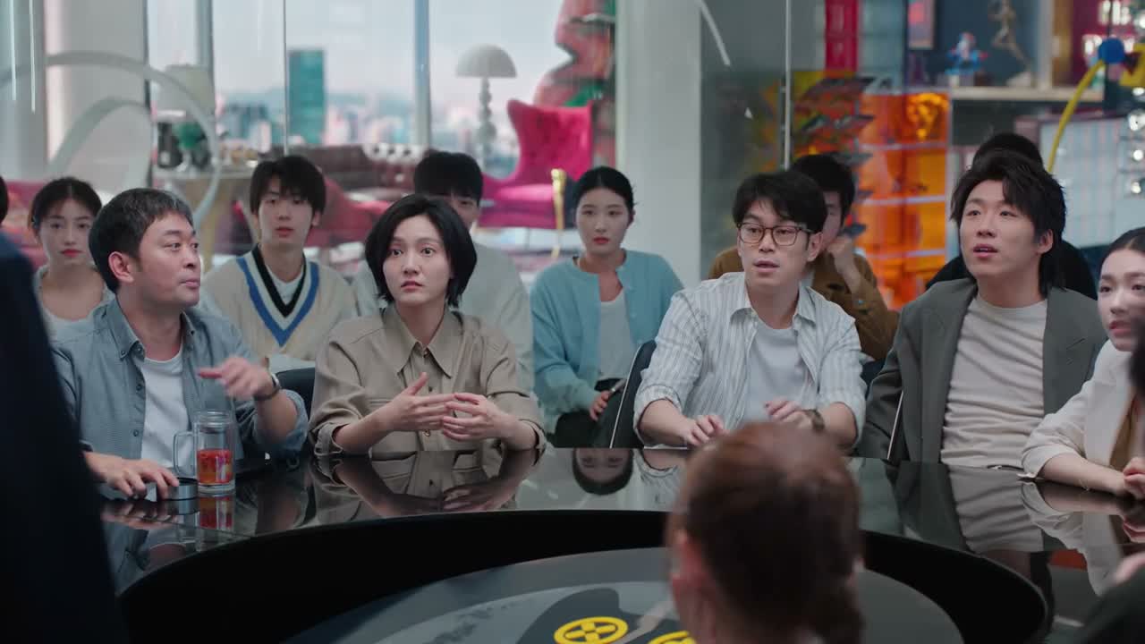 裴总要说两句 裴总什么时候进来的