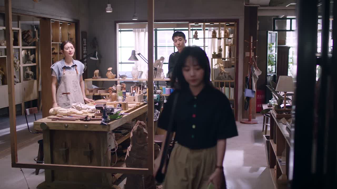 那你到家给我发微信啊