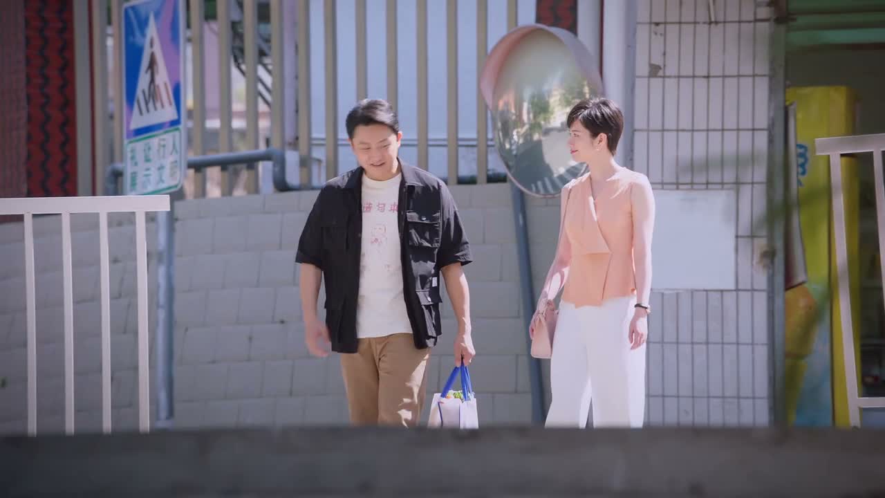 她也希望你跟子秋和好