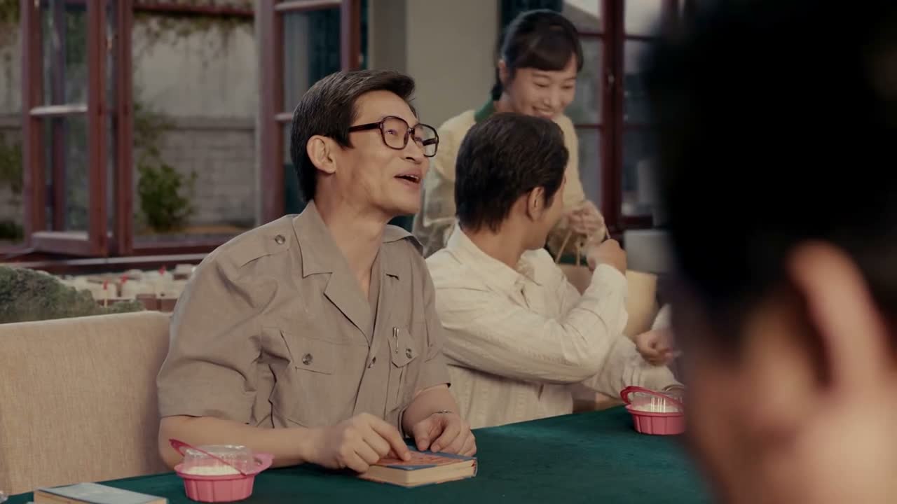 还买了蛋糕啊 你看你说的