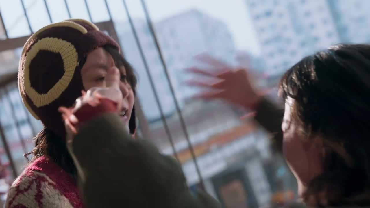 你干什么你 一边去