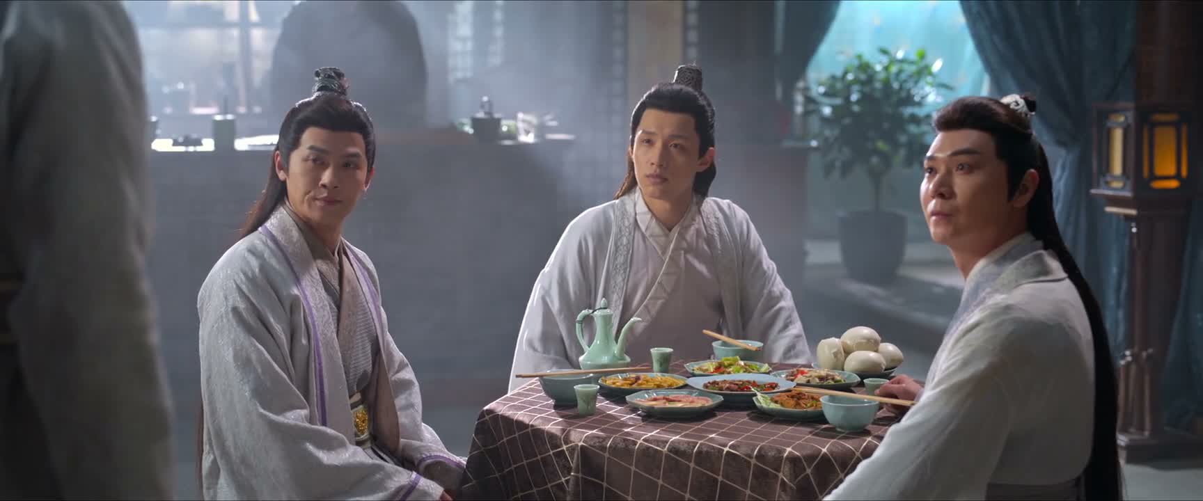 拈酸吃醋的酒囊饭袋
