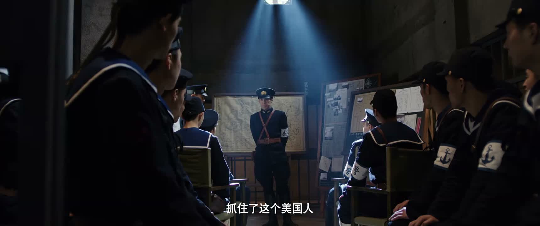 抓住了这个美国人