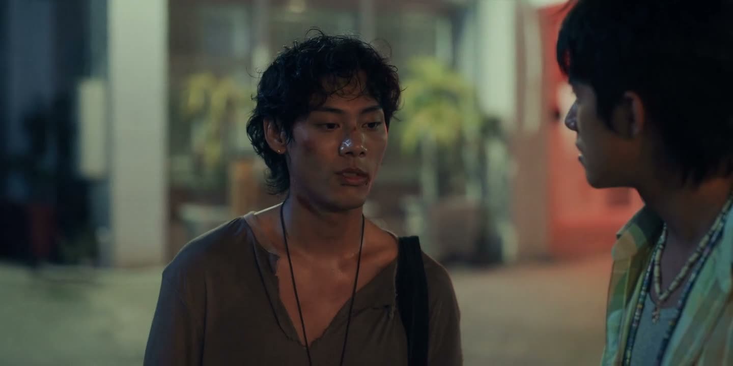 因为他要抢我的票
